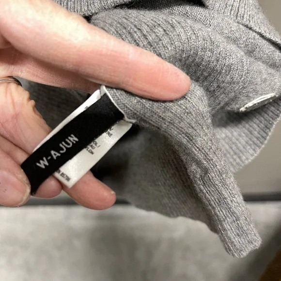 Buffalo David Bitton Light Gray V-Neck Sweater lambs wool - Picture 4 of 5